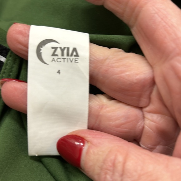 Zyia forest green 24 inch luxe leggings - Picture 5 of 6